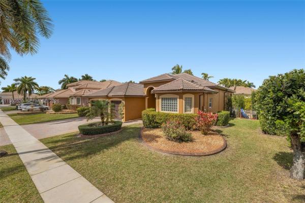 Sunset Lakes, 18951 SW 32nd Ct, Miramar, Florida 33029, image 2