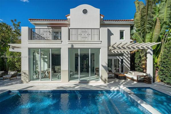 Granada, 722 Navarre Ave, Coral Gables, Florida 33134, image 1
