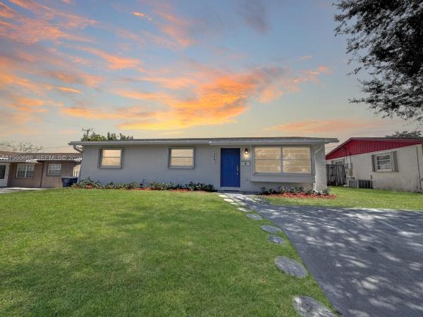 Driftwood Estates, 3041 N 74th Ave, Hollywood, Florida 33024, image 1