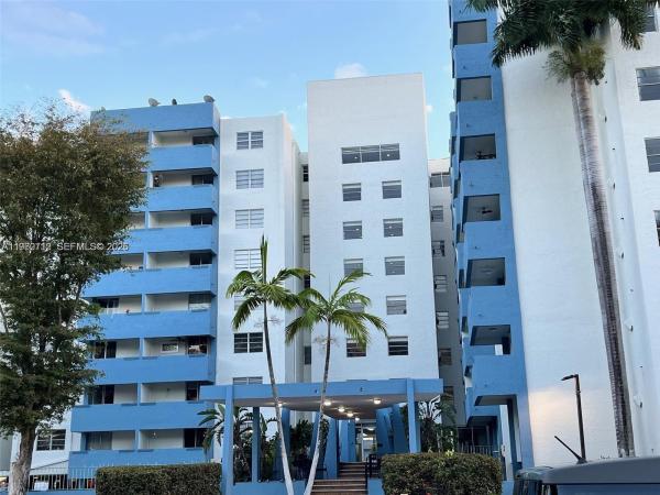 5050 Building, 5050 NW 7th St #312, Miami, Florida 33126, image 1