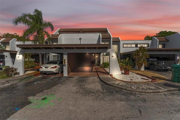 Unincorporated Dade County, Florida 33183, image 1