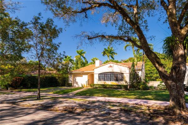 Coral Gables Country Club, 739 Aledo Ave, Coral Gables, Florida 33134, image 3