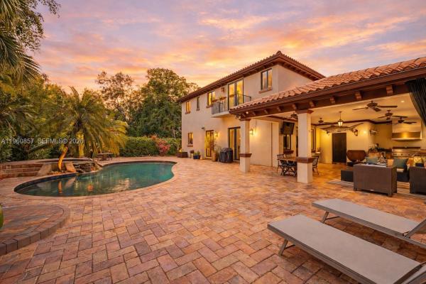 5621 SW 68th Ct, Unincorporated Dade County, Florida 33143, image 1