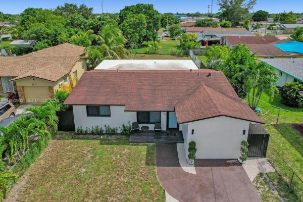 West Carver Ranches, 5636 SW 19th St, West Park, Florida 33023, image 2