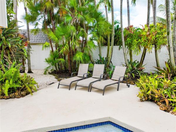 Calusa Club Estates, 9614 SW 134th Ct, The Crossings, Florida 33186, image 2