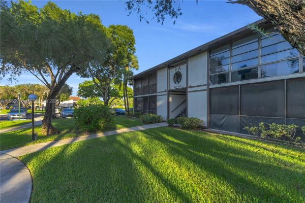 Tamarac Gardens, 9415 W Mcnab Rd #204, Tamarac, Florida 33321, image 1