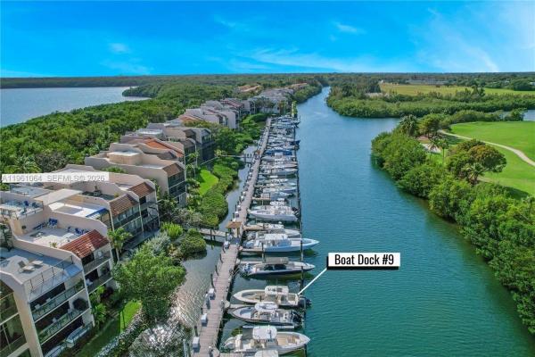 Royal Harbor Yacht Club Marina, 6200 SW 152nd St, Palmetto Bay, Florida 33157, image 2