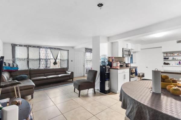 Hoosier Heights, 1150 SW 24th Ave, Fort Lauderdale, Florida 33312, image 2