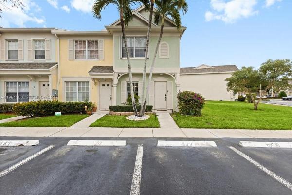 Coconuts, 12 Whitehead Cir, Weston, Florida 33326, image 1