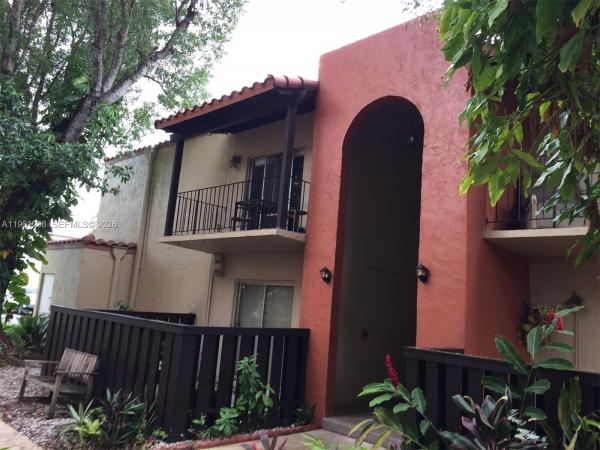 Spanish Trace, 10762 N Kendall Dr #I9, Kendall, Florida 33176, image 1