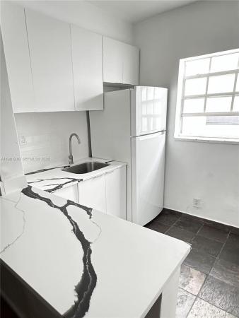 Lincoln Place, 1551 Michigan Ave #4, Miami Beach, Florida 33139, image 2