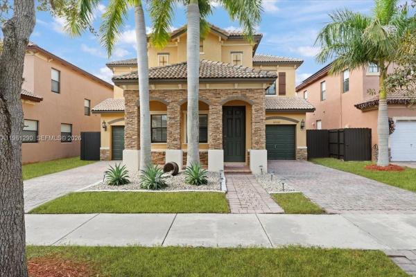 Silver Palms East, 24306 SW 113th Psge, Princeton, Florida 33032, image 2