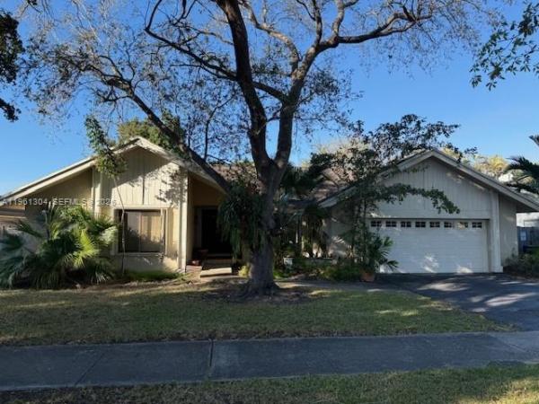 14241 SW 106th Ter, Unincorporated Dade County, Florida 33186, image 1