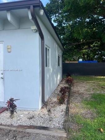 Randolphs, Goulds, Florida 33170, image 2