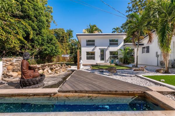 Country Club Estates, 4121 SW 3rd St, Plantation, Florida 33317, image 1