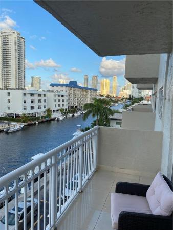 Bayview Point, 3601 NE 170th St #407, North Miami Beach, Florida 33160, image 1