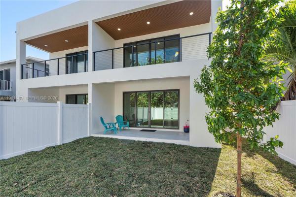 Lauderdale Pines, 701 Sw 17th St, Fort Lauderdale, Florida 33315, image 2