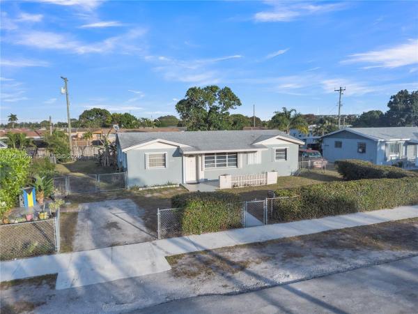 Liberty Homes Estates, 21131 NW 30th Ct, Miami Gardens, Florida 33056, image 3