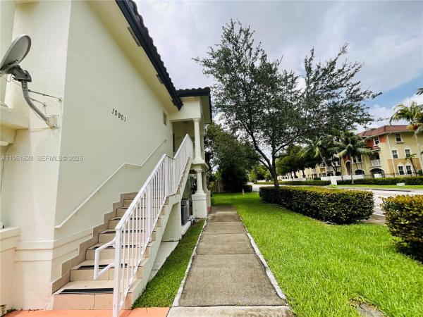 Ibis Villas At Doral, 10901 NW 88th Ter #806, Doral, Florida 33178, image 1