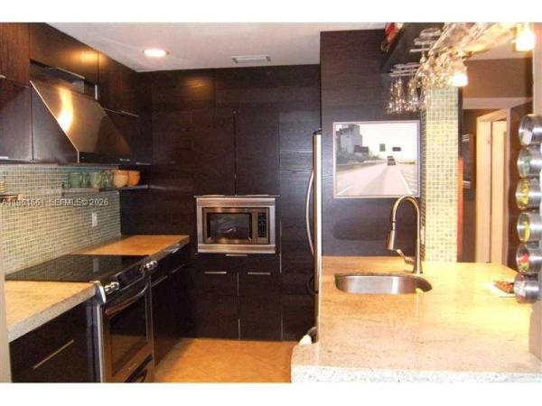 Sailboat Pointe, 2642 NW 33rd St #1905, Oakland Park, Florida 33309, image 2