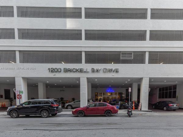 The Club At Brickell Bay, 1200 Brickell Bay Dr #3210, Miami, Florida 33131, image 1