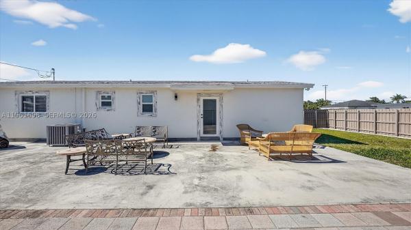 Goulds No HOA, 22301 SW 117th Pl, Goulds, Florida 33170, image 2
