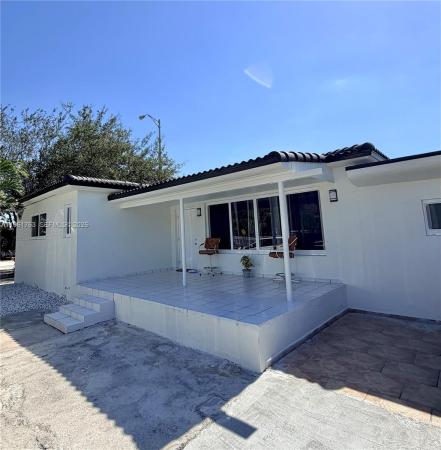 Hialeah Residential, 598 E 41st St, Hialeah, Florida 33013, image 1