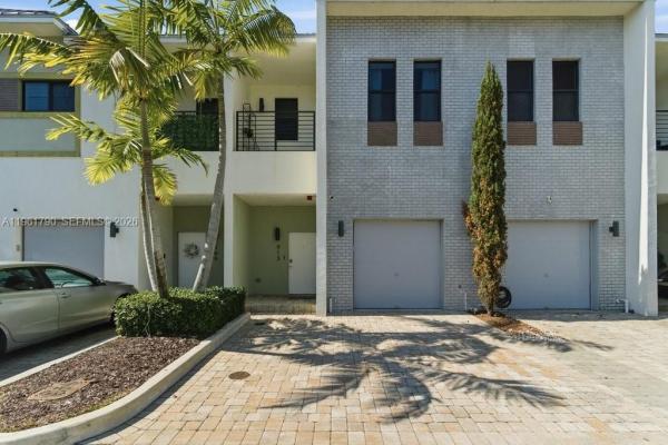 Strata At Plantation, 913 NW 45th Ter, Plantation, Florida 33317, image 1