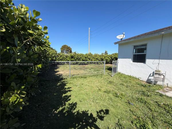 Goulds No HOA, 11700 SW 221st St, Goulds, Florida 33170, image 2