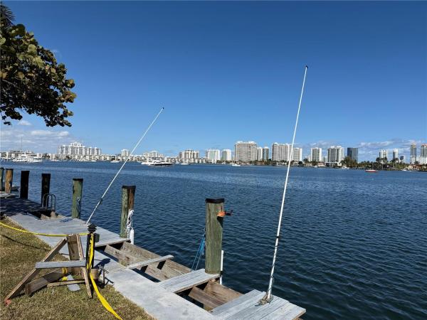 Reef North, 16546 NE 26th Ave #6H, North Miami Beach, Florida 33160, image 2