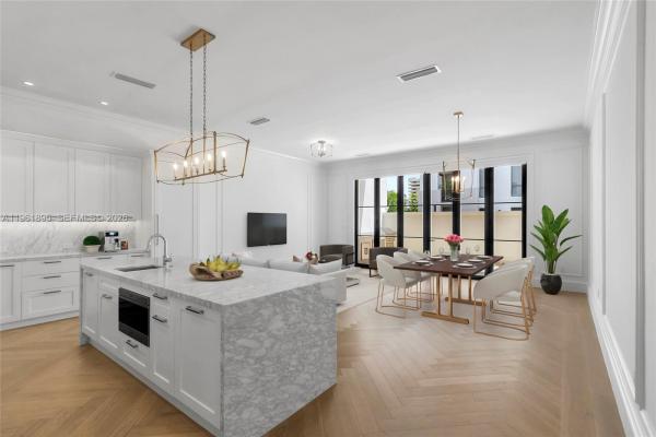 Biltmore Row, 2609 Anderson Rd #2609, Coral Gables, Florida 33134, image 1