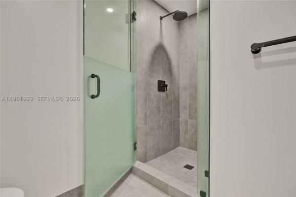 121 NE 5th St #807, Miami, Florida 33132, image 2