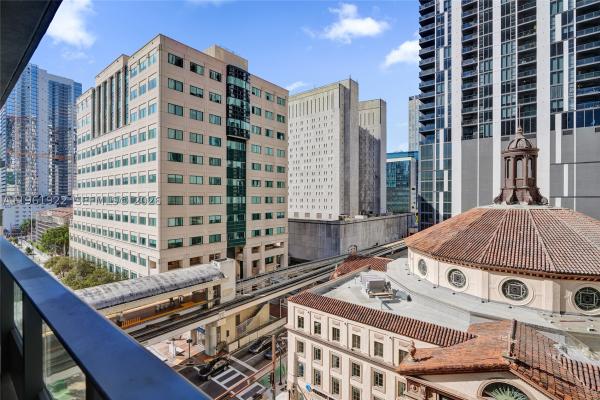 121 NE 5th St #807, Miami, Florida 33132, image 3