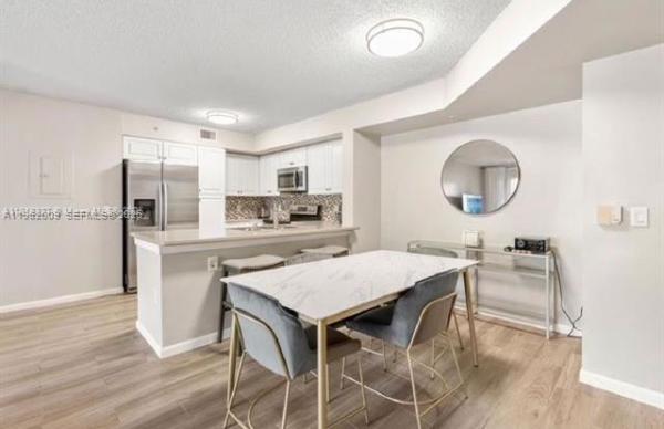 The Enclave At Naples, 1150 Wildwood Lakes Blvd, Naples, Florida 34104, image 2