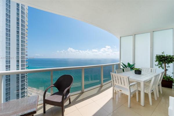 Tdr Tower 2, 15901 Collins Ave #2303, Sunny Isles Beach, Florida 33160, image 1