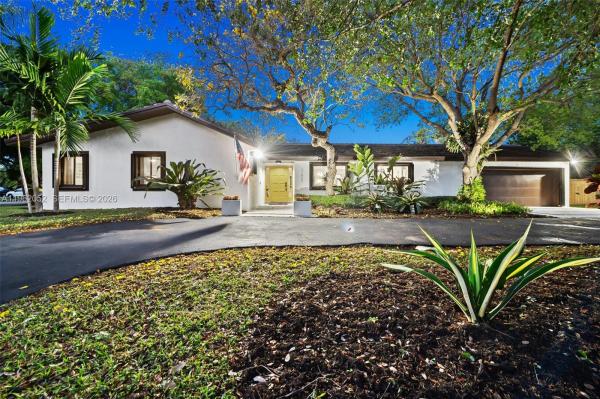 Richard Estates, 17605 SW 86th Ave, Palmetto Bay, Florida 33157, image 1