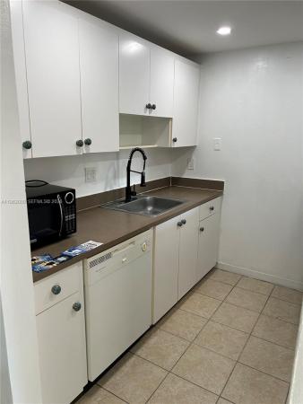 Promenade At Kendale Lakes, 14311 SW 88th St #402A, Kendall, Florida 33186, image 2