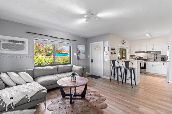 Atlantic Shores Dixie Highway, 715 NE 6th St #1, Hallandale Beach, Florida 33009, image 1