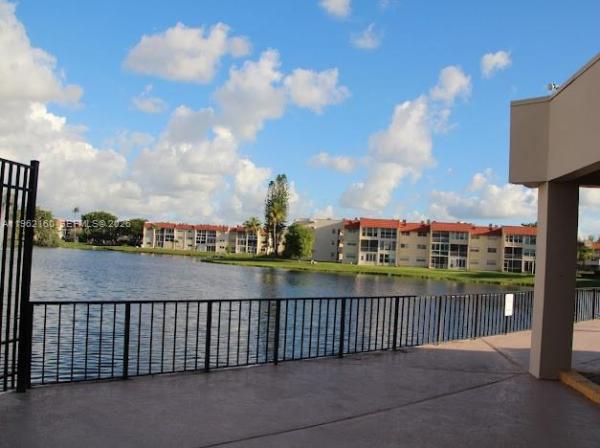 Sunrise Lakes 1, 8000 N Sunrise Lakes Dr #309, Sunrise, Florida 33322, image 1