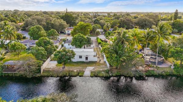 Brandon Park, 201 S Biscayne River Dr #0, Golden Glades, Florida 33169, image 2