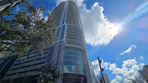 100 Las Olas, 100 E Las Olas Blvd #2202, Fort Lauderdale, Florida 33301, image 1