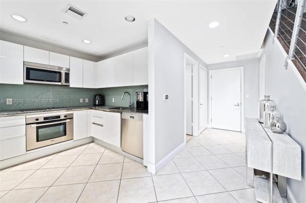 1050 Tower, 1050 Brickell Ave #1014, Miami, Florida 33131, image 2