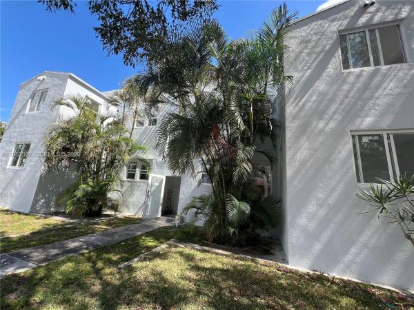 Hollywood South Side, 1015 S 17th Ave, Hollywood, Florida 33020, image 2