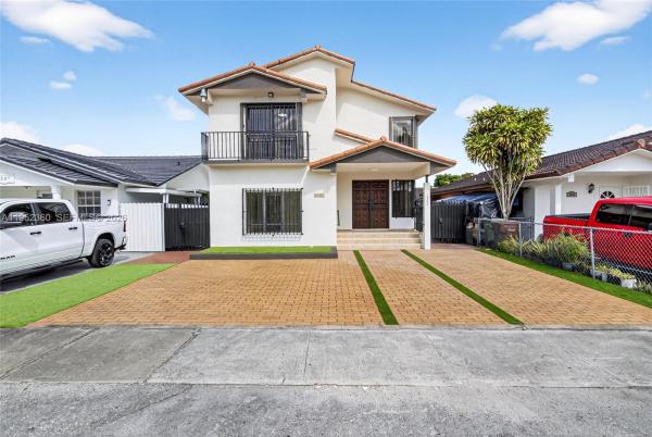 1285 W 42nd Pl, Hialeah, Florida 33012, image 1