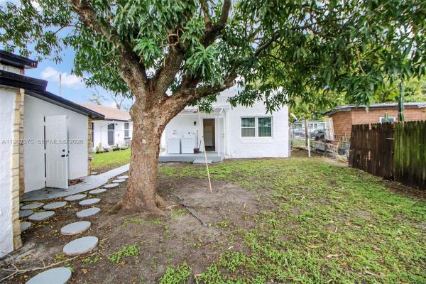 7770 NW 9th Ave, Unincorporated Dade County, Florida 33150, image 1