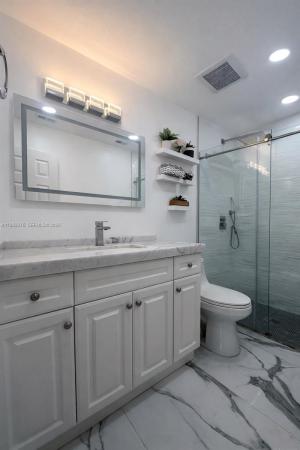 6012 NW 172nd Terr Cir, Hialeah, Florida 33015, image 1