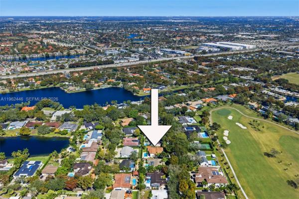 Loch Lomond, 16140 Aberdeen Way, Miami Lakes, Florida 33014, image 1