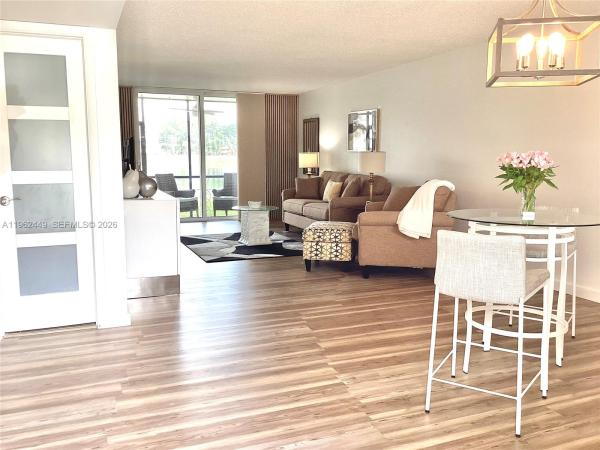 Hollybrook Golf & Tennis Club, 9423 S Hollybrook Lake Dr #106, Pembroke Pines, Florida 33025, image 1