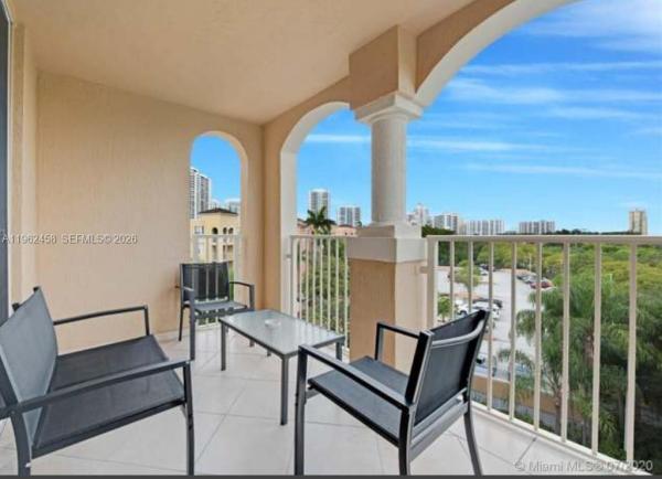 The Yacht Club At Aventura, 19999 E Country Club Dr #1601, Aventura, Florida 33180, image 2