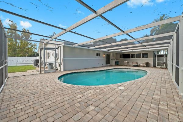 Plantation Park, 400 SW 62nd Ave, Plantation, Florida 33317, image 2